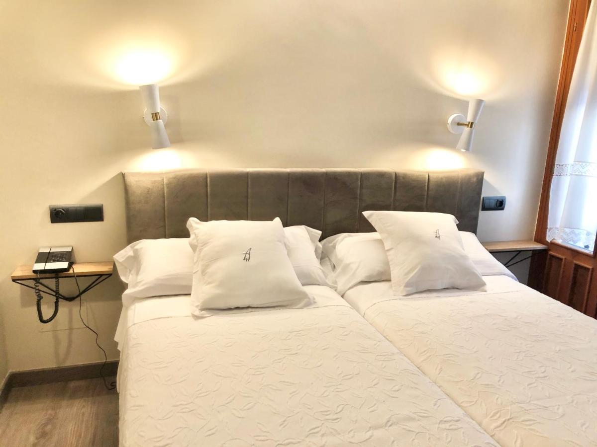 Hostal Astoria — Foto 1